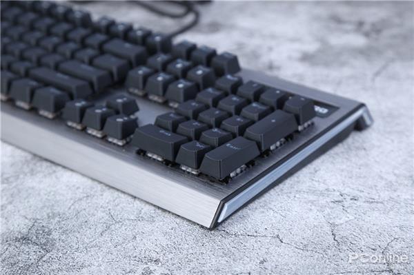 机械键盘：手感能以假乱真吗？澳门新葡京机械手感键盘对比真(图8)